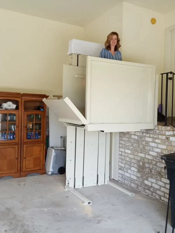 Full-Size Platform Lifts  Custom Mobility Of Florida